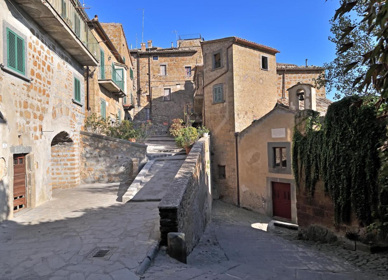 Palazzo Granaroli Apartment Bagnoregio Exterior photo